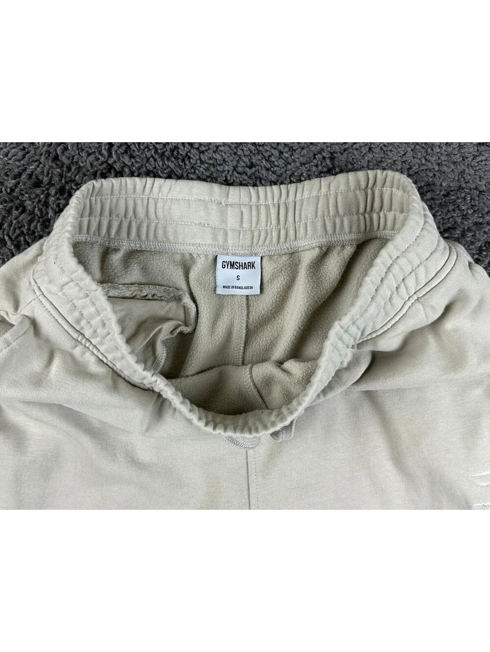 Gymshark Crest Joggers Mens Small Beige Tan Slim Fit Fleece Sweatpants Pants S